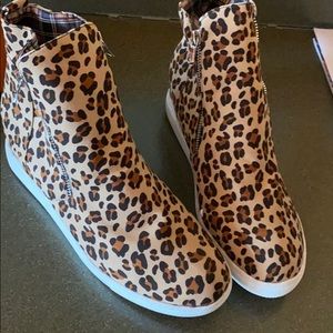 Brand new cheetah shoes
